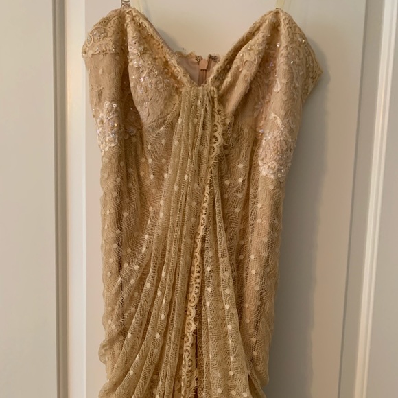 Mandaly Gown - Picture 4 of 8